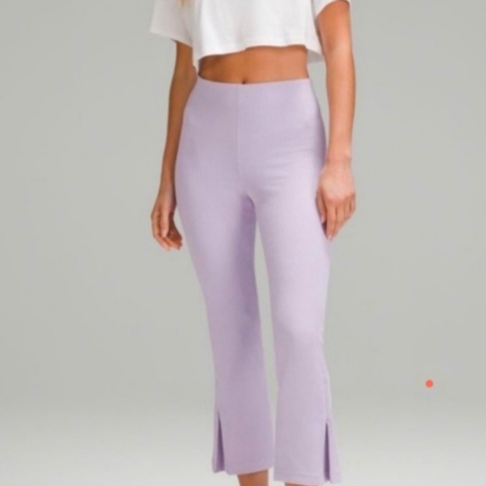 Lululemon NWT Softstreme Ribbed Zip-leg Cropped